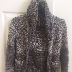 Aritzia Wilfred Free Zip Up Sweater